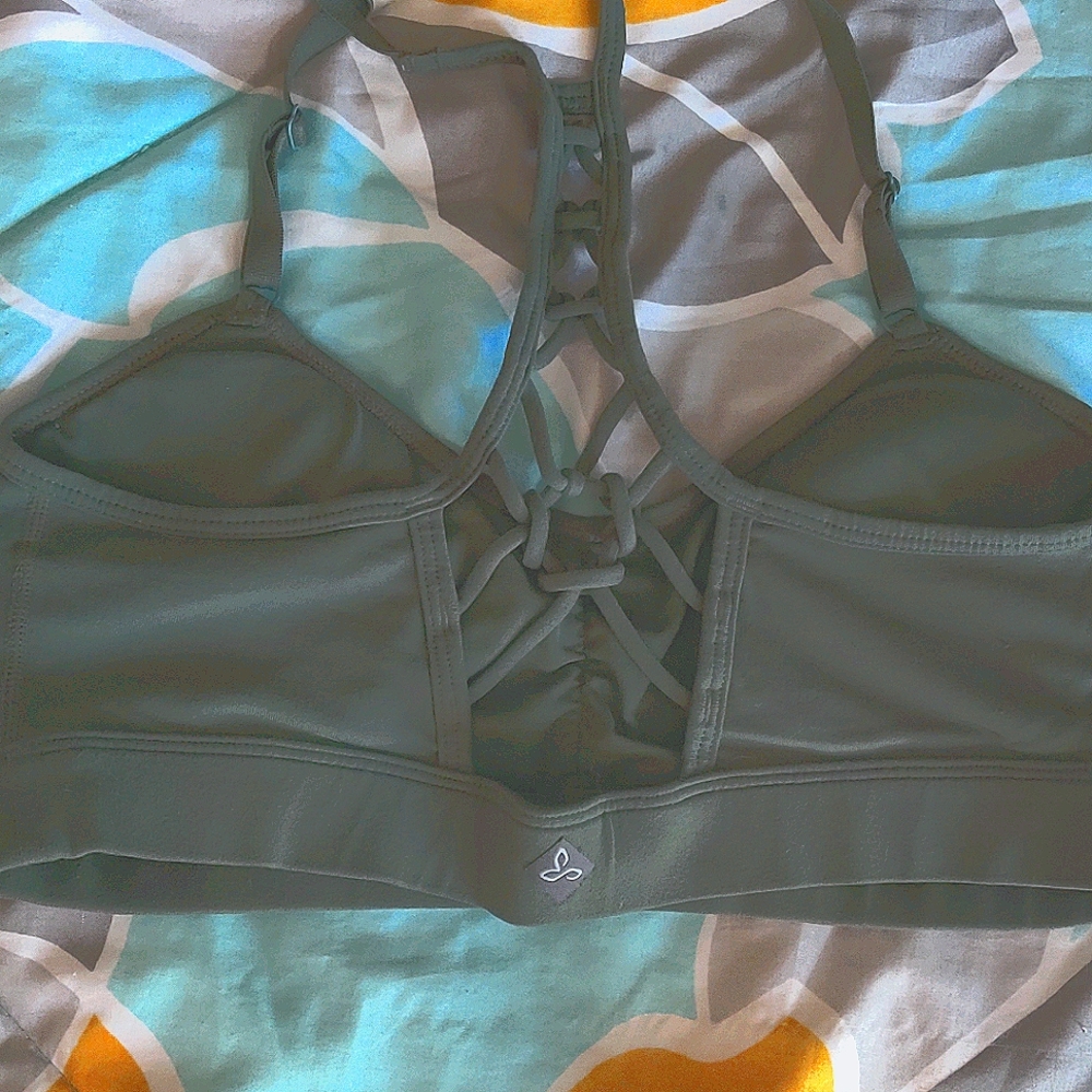 prAna sports bra